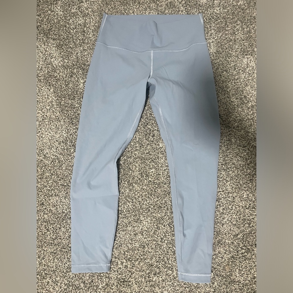 lululemon leggings high rise  gently worn